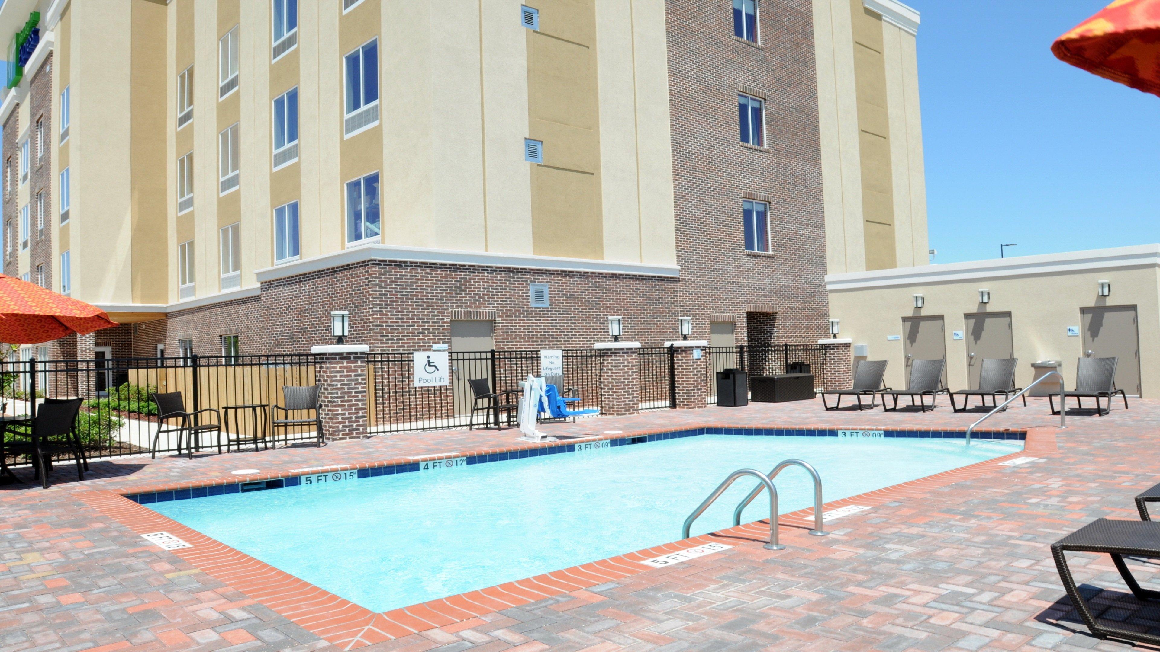 Holiday Inn Express Covington-Madisonville By Ihg Ngoại thất bức ảnh