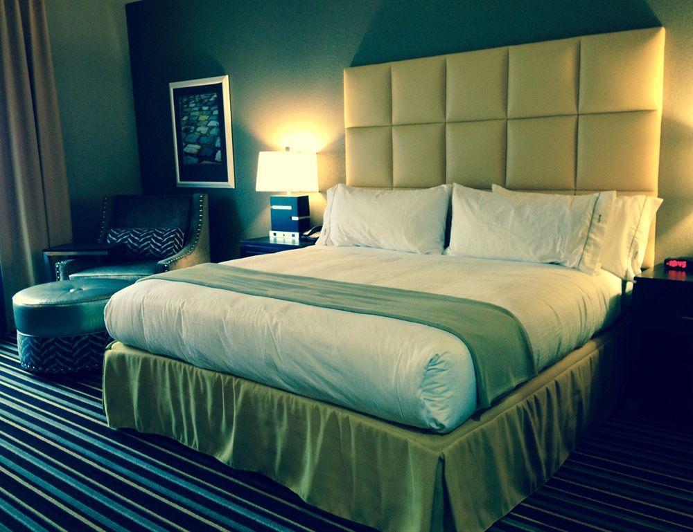 Holiday Inn Express Covington-Madisonville By Ihg Ngoại thất bức ảnh
